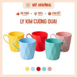 Ly nhựa