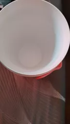 Bên trong bình giữ nhiệt 2L hồng dâu Vĩ Hưng