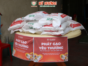 Nhựa Vĩ Hưng từ thiện