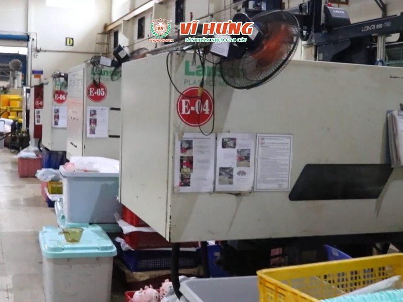 máy ép phun nhựa