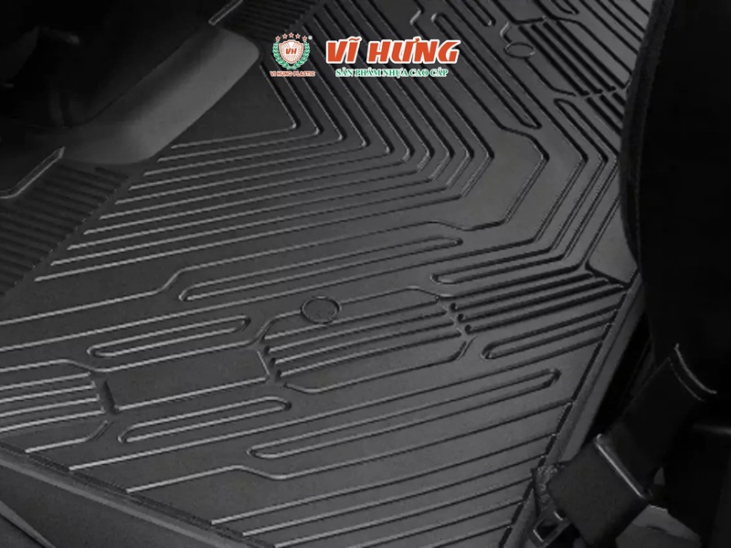 Sản ô tô làm từ nhựa TPE