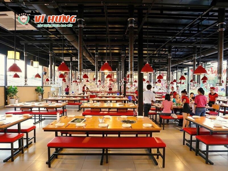 Thiết kế quán buffet lẩu nướng phải phân bổ diện tích quán giữa khu vực trưng bày, lối đi và bàn ăn