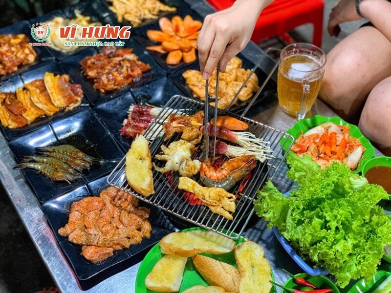 Lẩu nướng buffet vỉa hè
