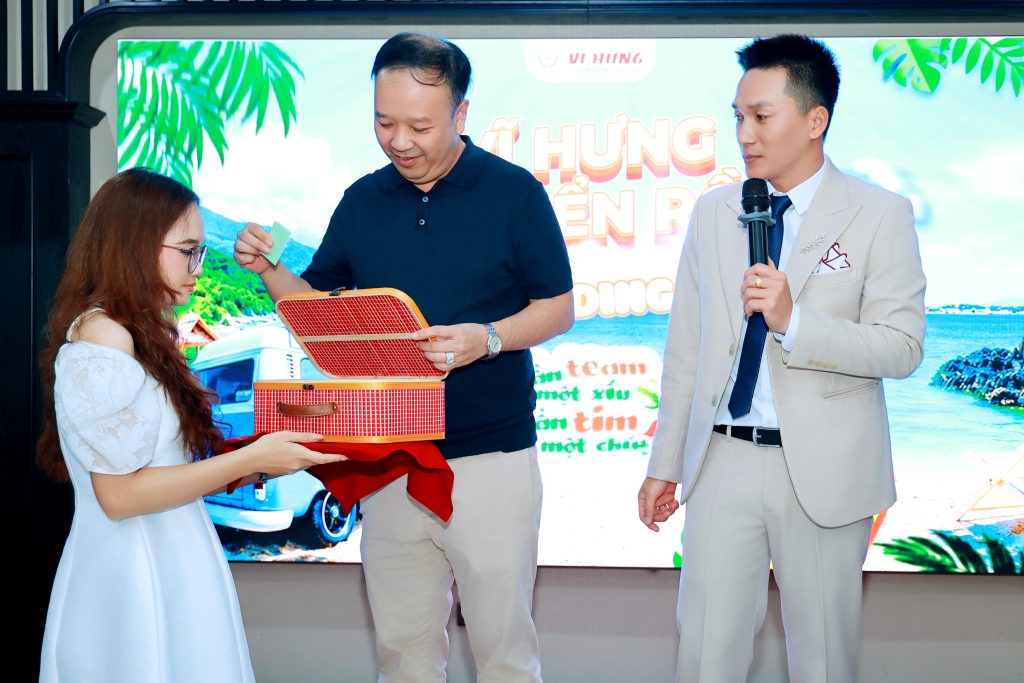 bóc thăm trúng thưởng